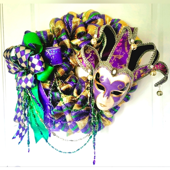Mardi Gras Wreath Deco Mesh Bow Mask - Picture 9 of 9